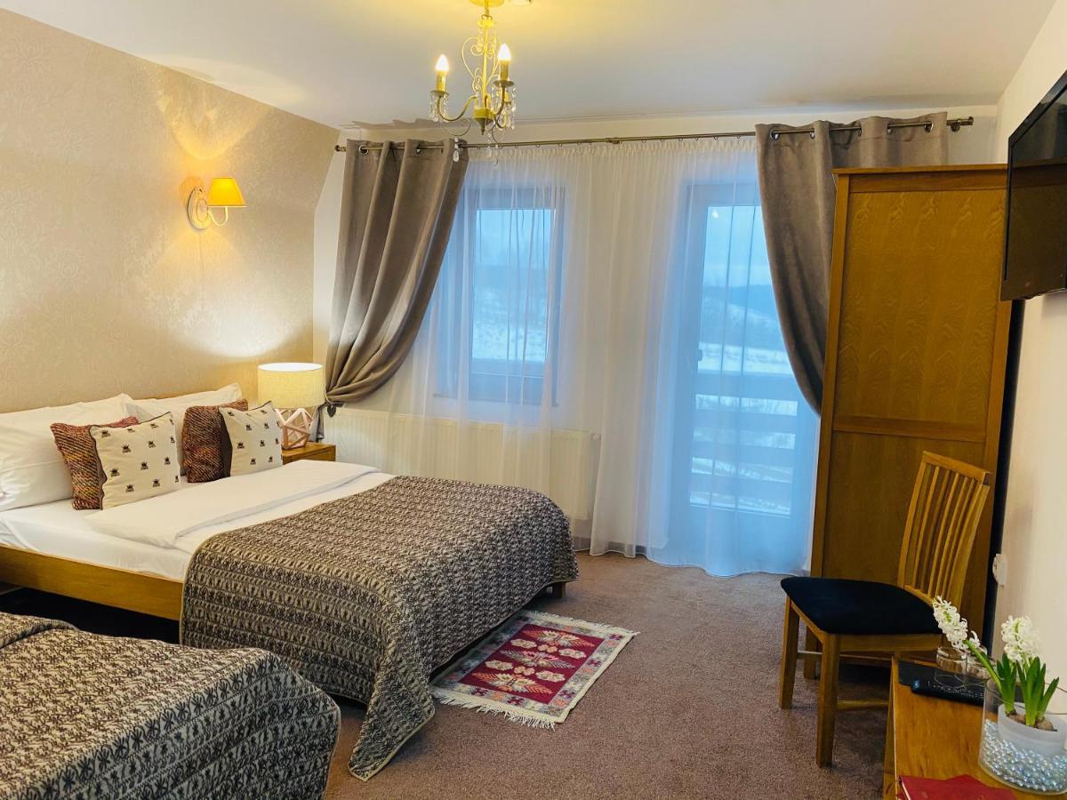 Pensiunea Doina Bucovinei Hotell Mînăstirea Humorului Exteriör bild