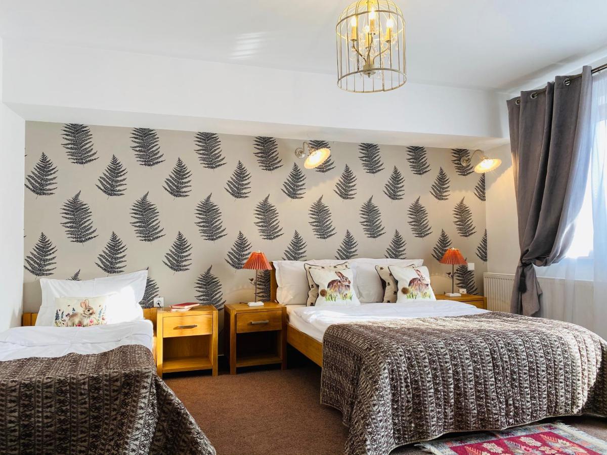 Pensiunea Doina Bucovinei Hotell Mînăstirea Humorului Exteriör bild