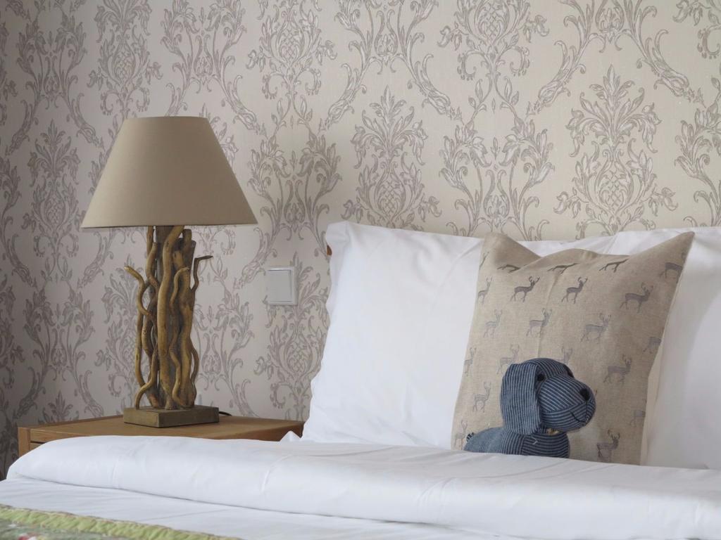 Pensiunea Doina Bucovinei Hotell Mînăstirea Humorului Exteriör bild
