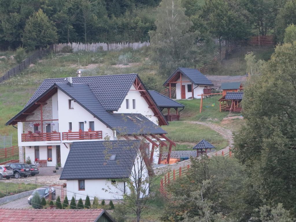 Pensiunea Doina Bucovinei Hotell Mînăstirea Humorului Exteriör bild