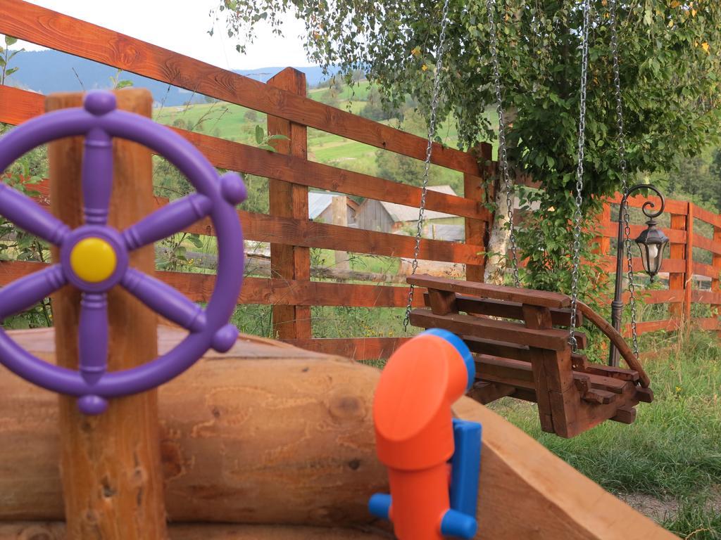 Pensiunea Doina Bucovinei Hotell Mînăstirea Humorului Exteriör bild